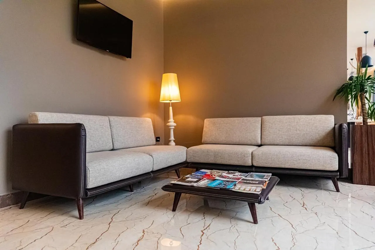 Kraal Hotel Vlora