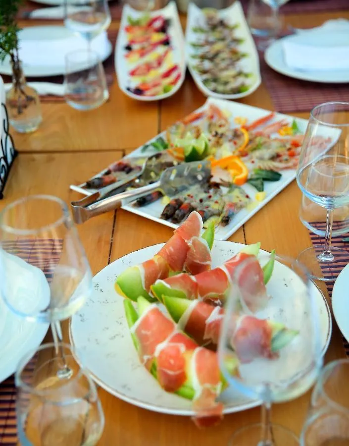 Kraal Hotel Vlora