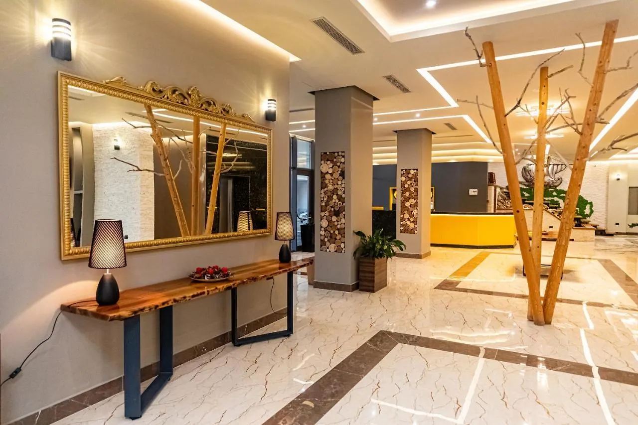 Kraal Hotel Vlora
